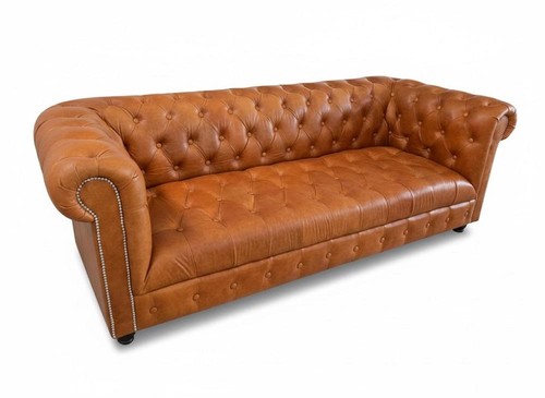 Moderner brauner chesterfield - moderner,